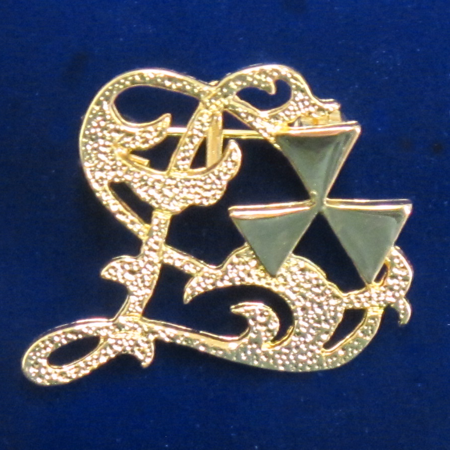 エンブレムブローチ 金